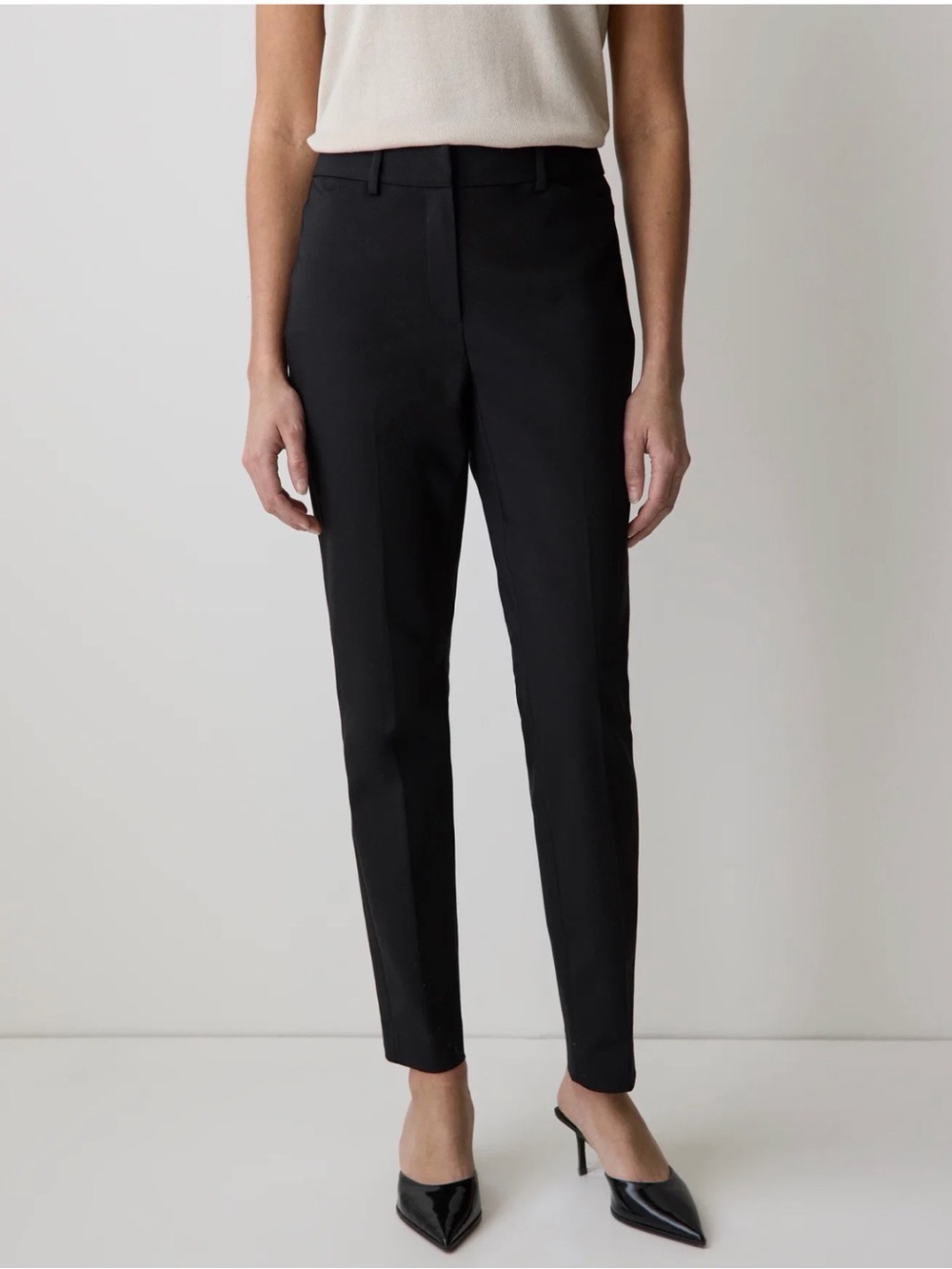 RW&CO - Navy Slim Leg Ankle Length Curvy (Photo is same style different colour) - Picture 2 of 3